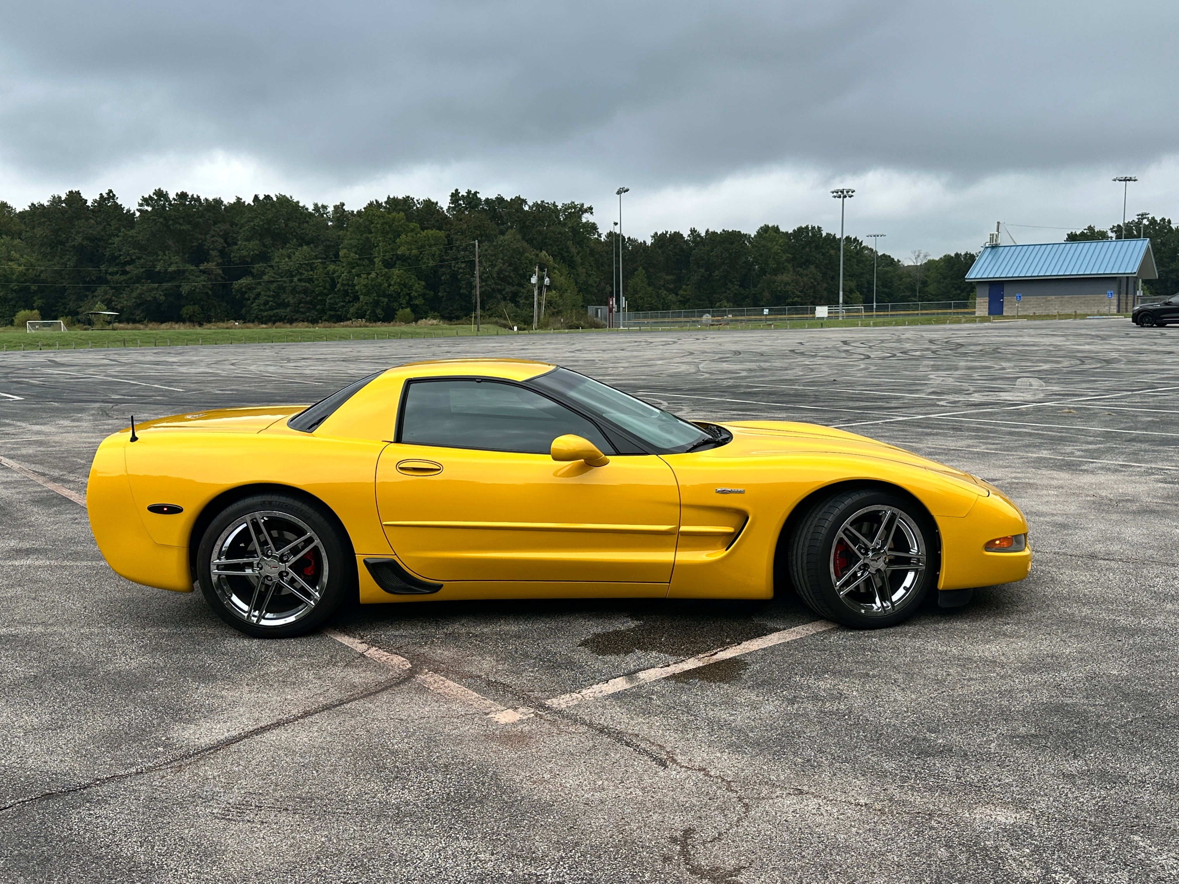 Used 2003 Chevrolet Corvette Z06 w/ Memory Package, 3 Drivers RWD image 24