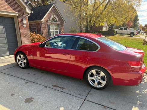 Used 2009 BMW 328i xDrive Coupe image 4