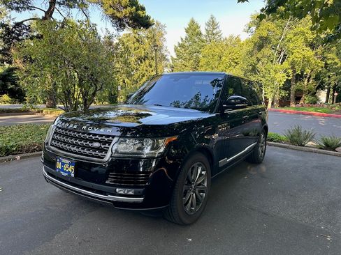 Used 2016 Land Rover Range Rover image 2