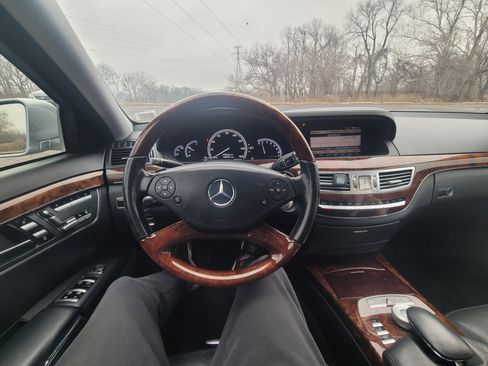 Used 2013 Mercedes-Benz S 550 image 11