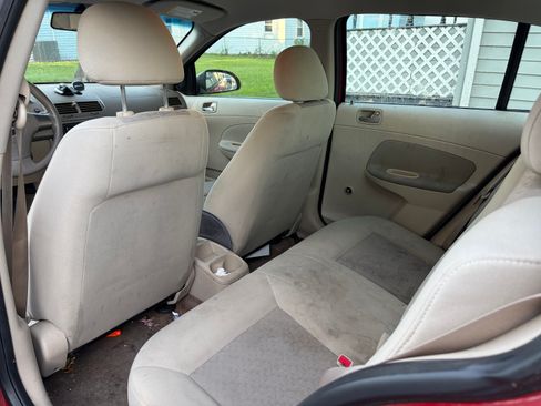 Used 2007 Chevrolet Cobalt LS w/ Enhanced Safety Package FWD image 13