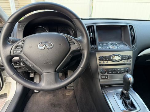 Used 2013 INFINITI G37 x Sedan w/ Premium Pkg AWD/4WD image 18