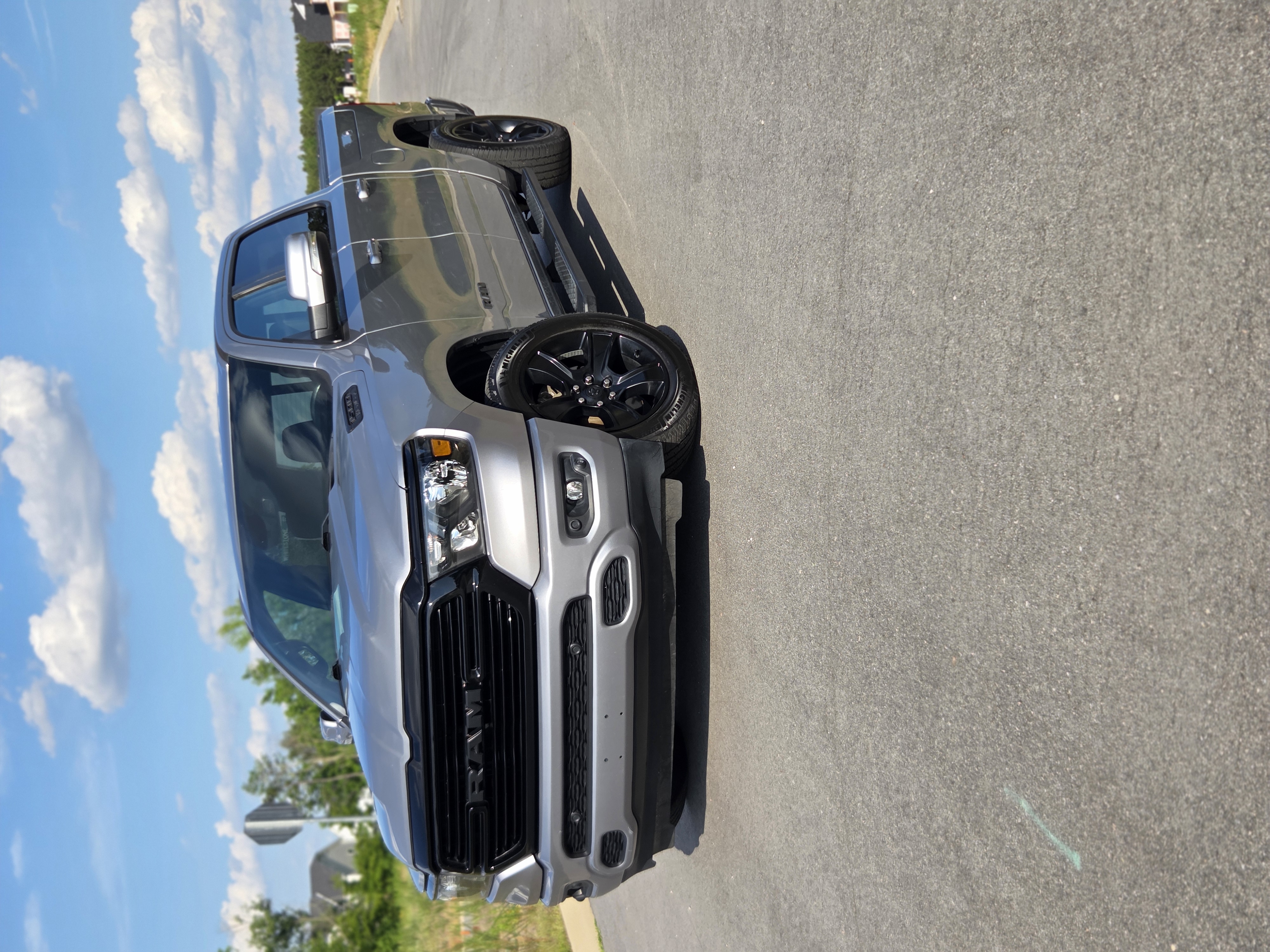 Used 2020 RAM 1500 Big Horn AWD/4WD image 1
