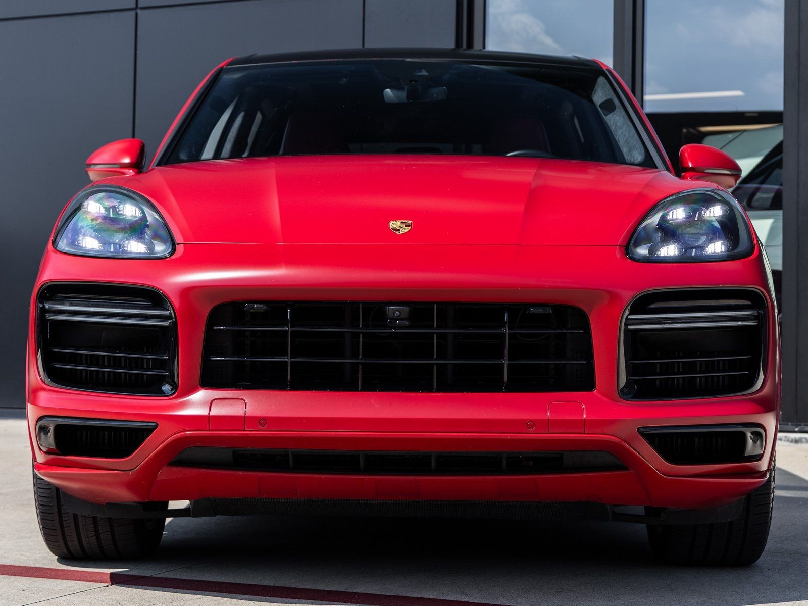 Used 2021 Porsche Cayenne Turbo AWD/4WD image 9