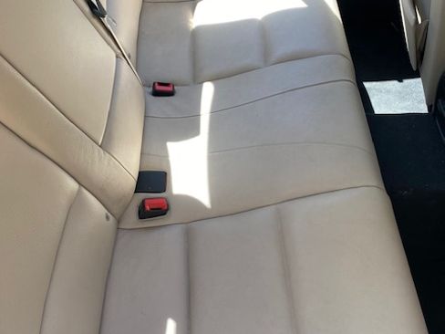 Used 2011 BMW 535i xDrive Sedan AWD/4WD image 23