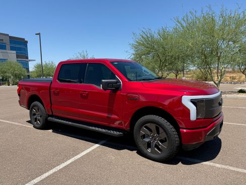 Used 2023 Ford F150 Lightning XLT w/ Equipment Group 312A High AWD/4WD image 9