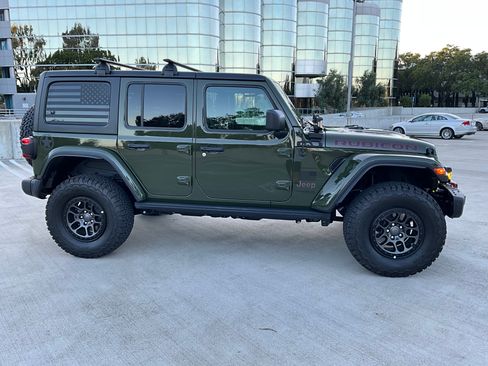 Used 2022 Jeep Wrangler Unlimited Rubicon w/ Xtreme Recon 35" Tire Package image 10