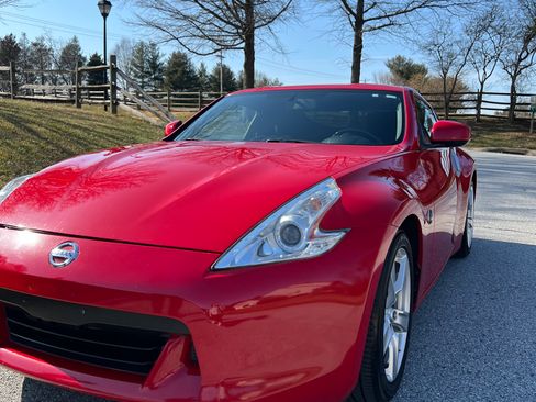 Used 2012 Nissan 370Z Coupe image 4