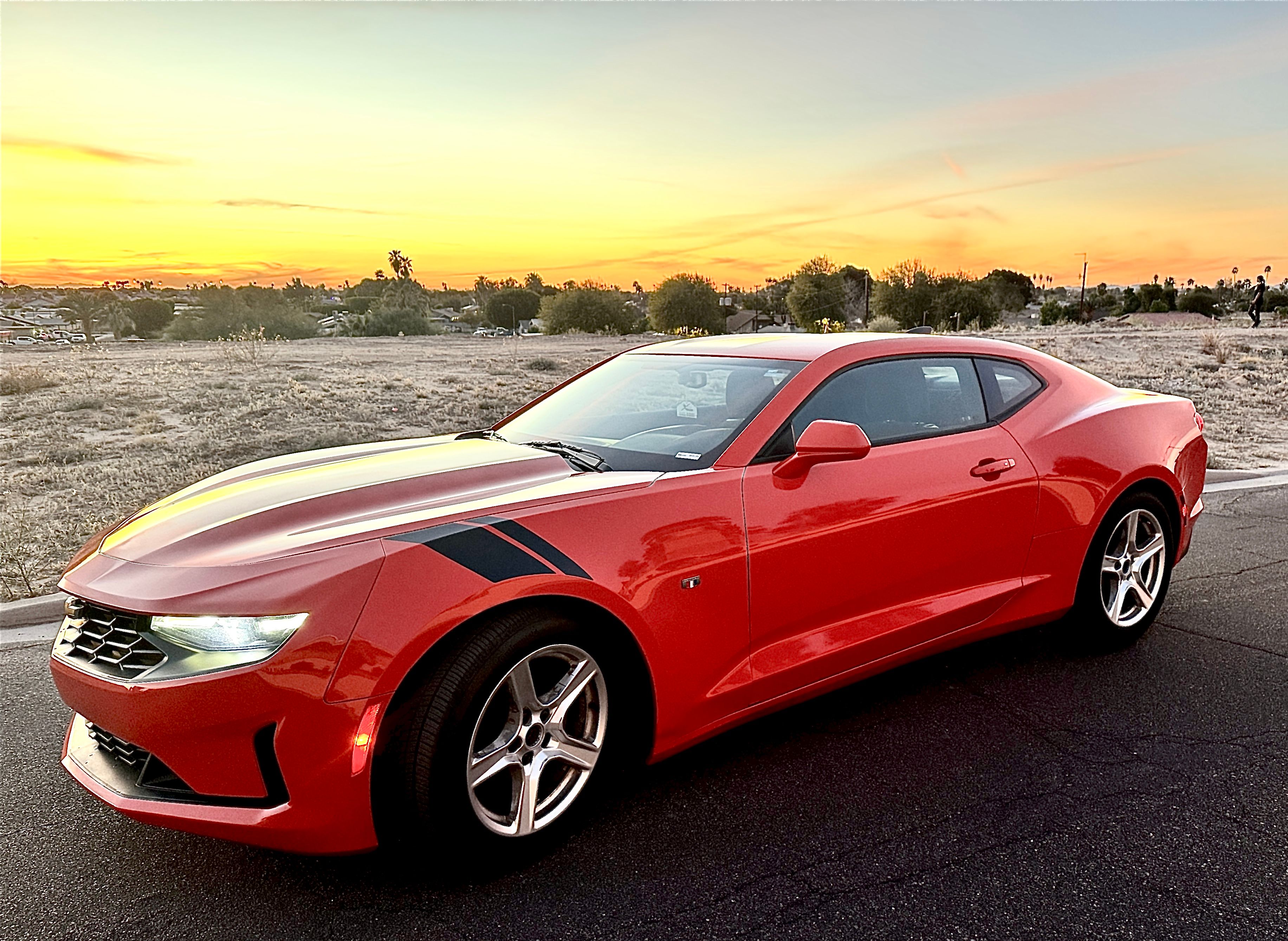 Used 2019 Chevrolet Camaro LT RWD image 4