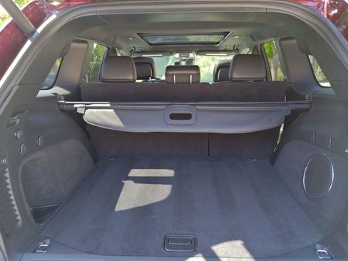 Used 2020 Jeep Grand Cherokee Limited w/ Luxury Group II image 10