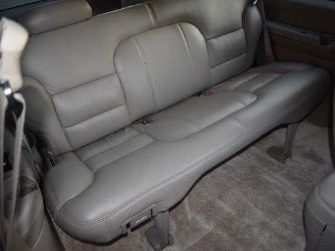 Used 1999 Chevrolet Tahoe 4WD 2-Door w/ Preferred Equipment Group image 14