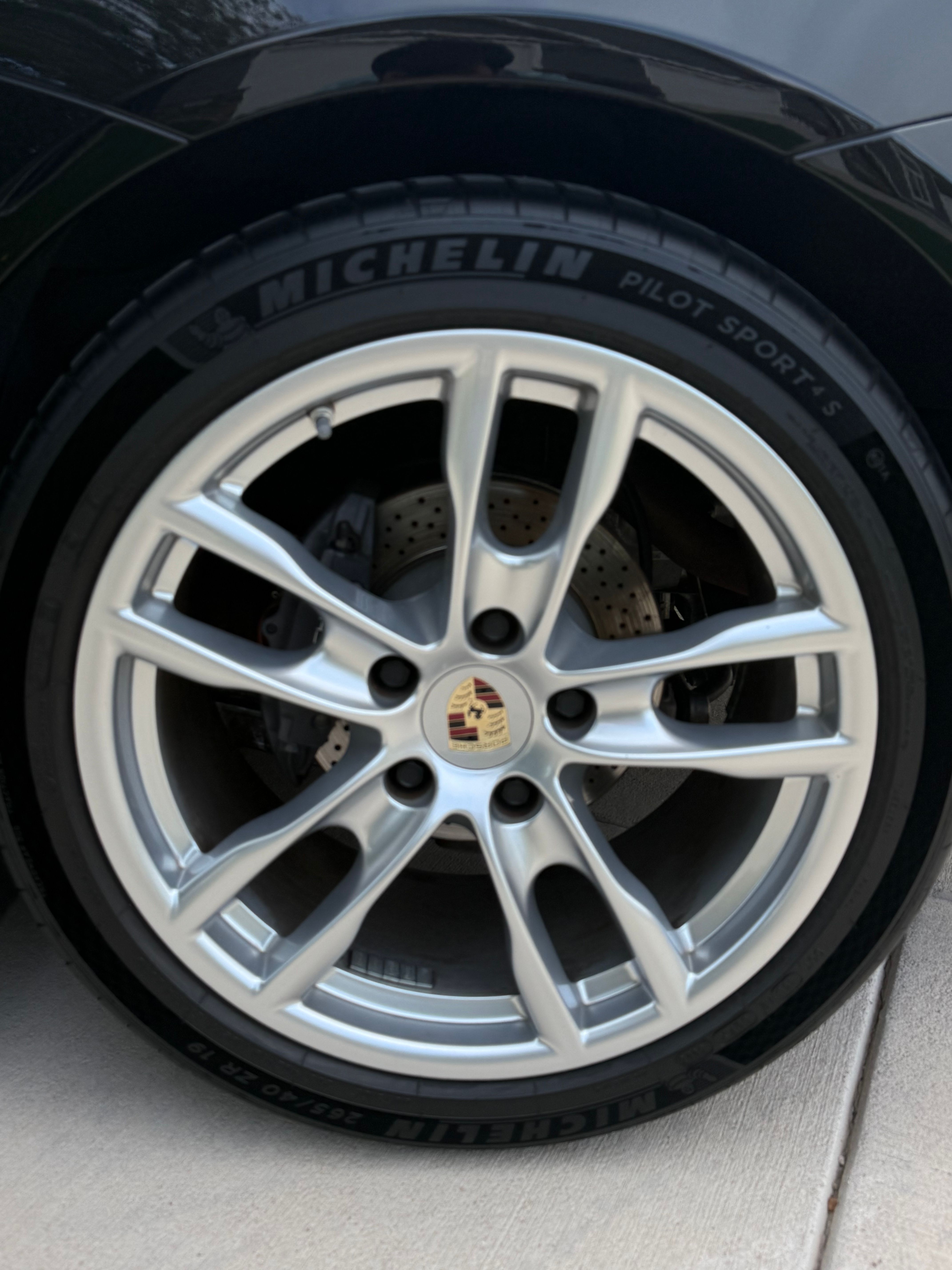 Used 2013 Porsche Boxster RWD image 17