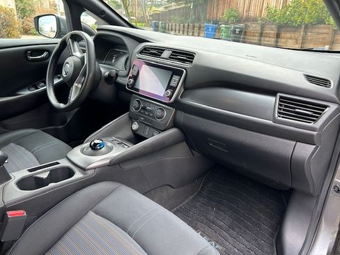 Used 2020 Nissan Leaf S w/ S Charge Package image 11
