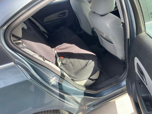 Used 2012 Chevrolet Cruze LT image 13