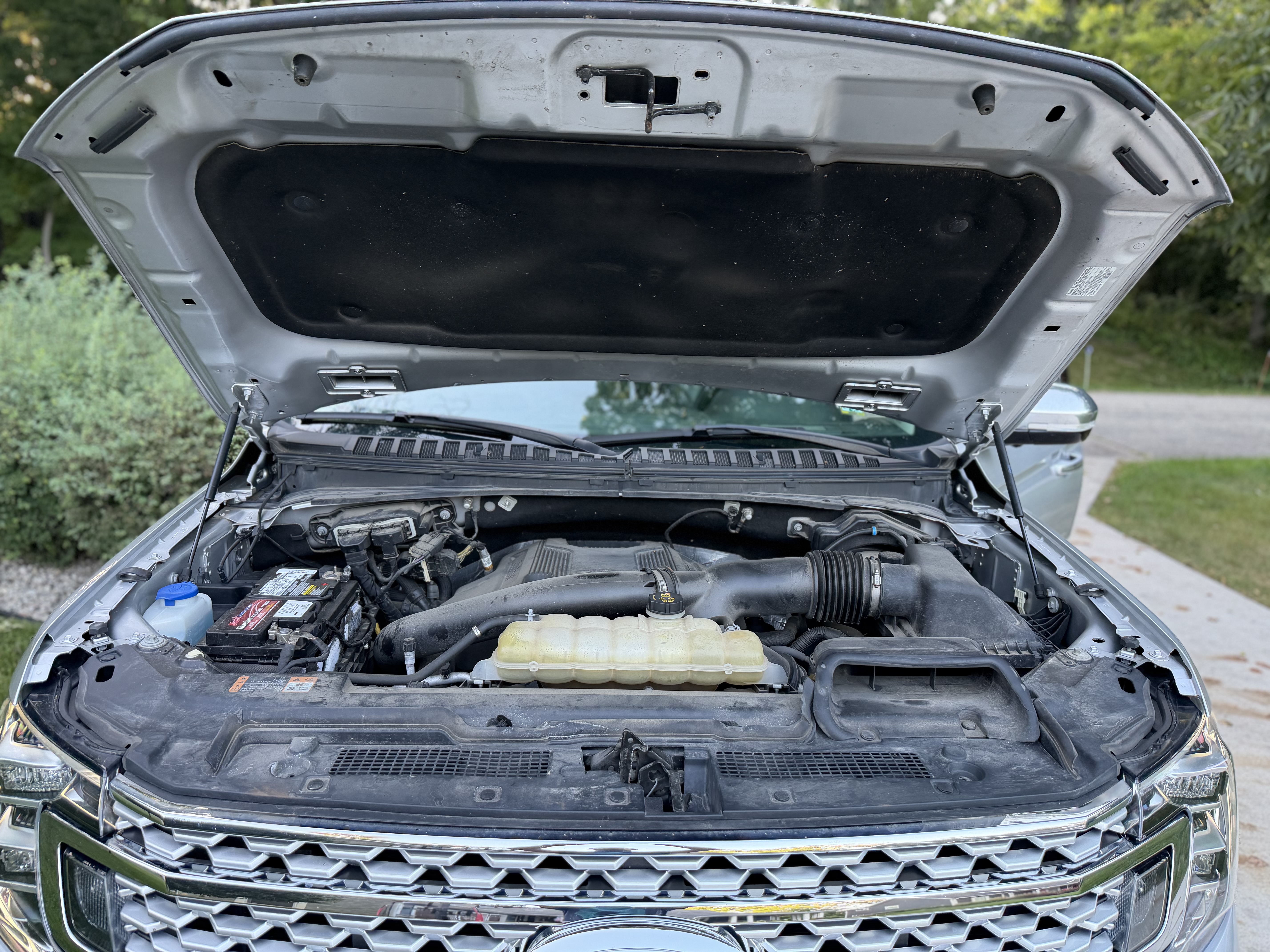 Used 2019 Ford Expedition Max Platinum AWD/4WD image 9