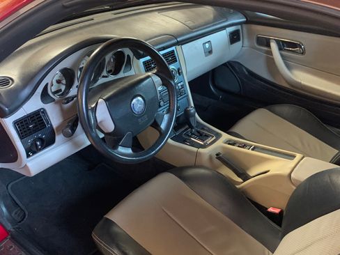 Used 1998 Mercedes-Benz SLK 230 image 7