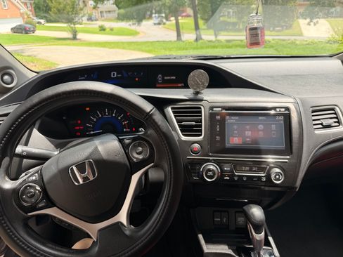 Used 2015 Honda Civic EX image 13