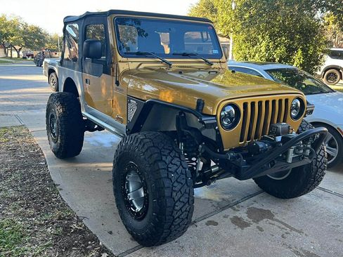 Used 2003 Jeep Wrangler Sport image 2