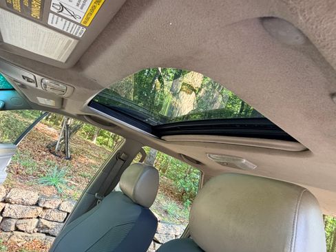 Used 2005 Toyota 4Runner Limited AWD/4WD image 10