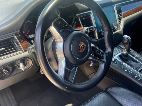 Used 2018 Porsche Macan S AWD/4WD image 12