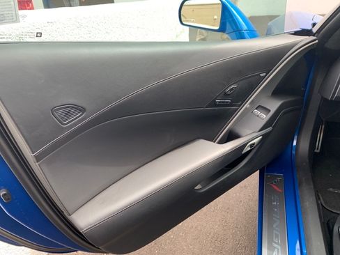 Used 2016 Chevrolet Corvette Stingray Coupe w/ 3LT Preferred Equipment Group image 12