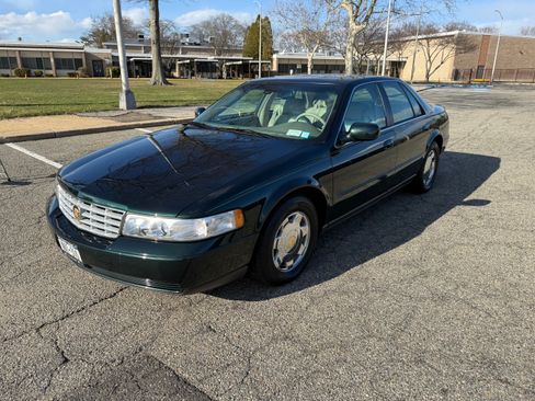 Used 1999 Cadillac Seville SLS w/ Convenience Pkg image 2