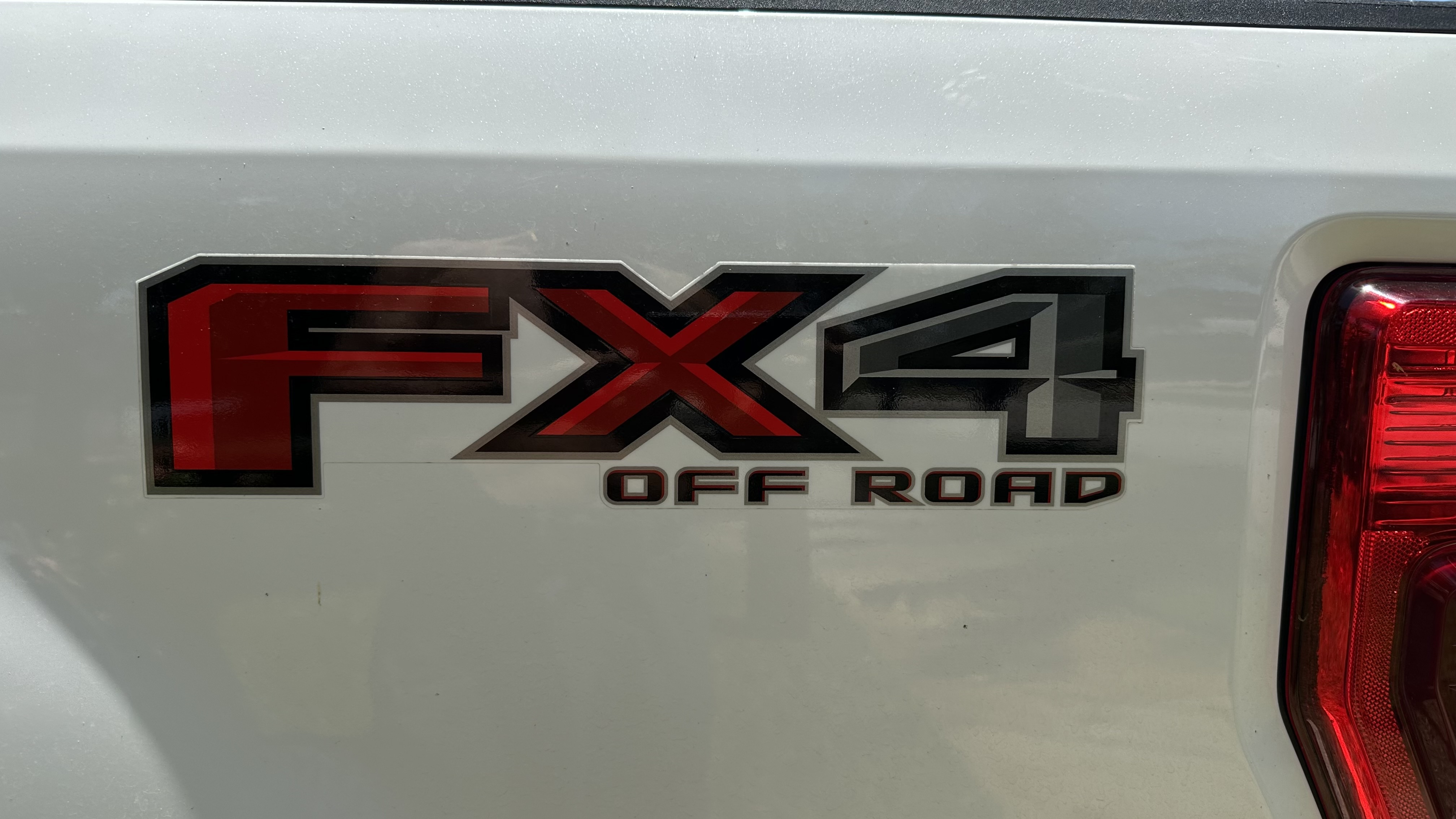 Used 2022 Ford F350 Limited AWD/4WD image 29