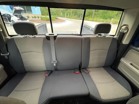 Used 2009 Dodge Ram 1500 Truck SLT w/ Popular Equipment Group RWD image 8