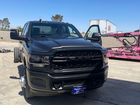 Used 2023 RAM 3500 Tradesman image 2