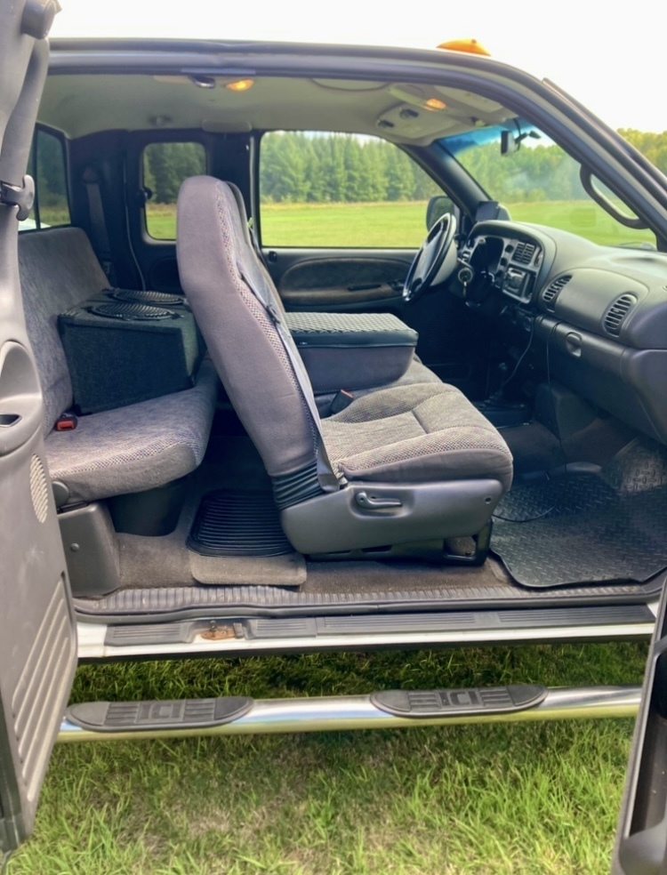 Used 2000 Dodge Ram 2500 Truck 4x4 Quad Cab image 18