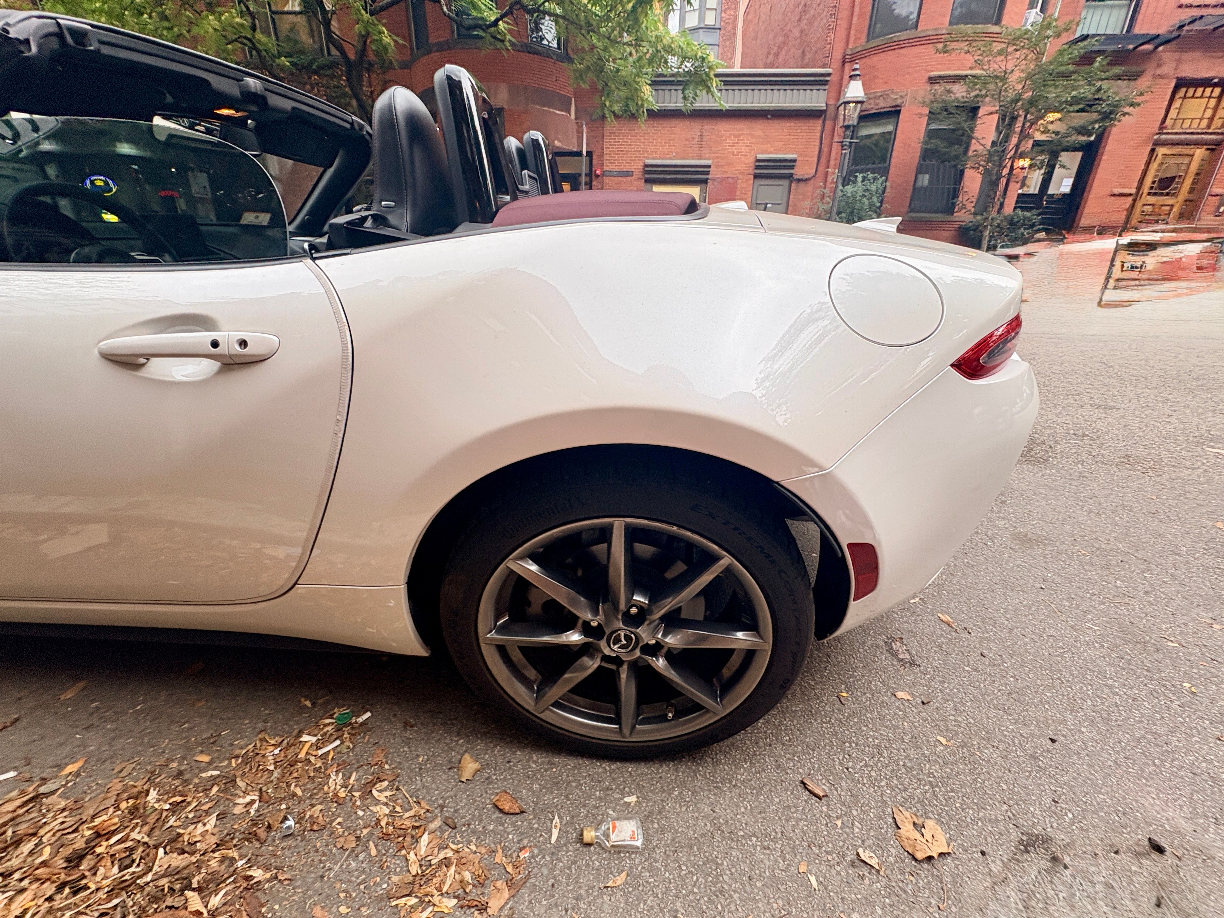 Used 2018 MAZDA MX-5 Miata Grand Touring RWD image 15