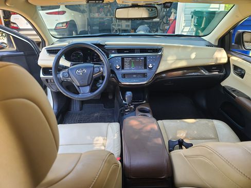 Used 2013 Toyota Avalon Limited FWD image 14