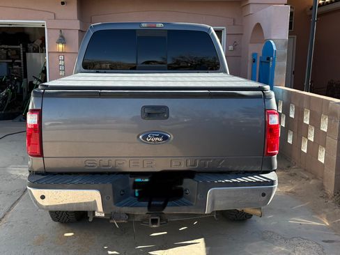 Used 2010 Ford F250 Lariat image 6