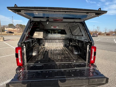 Used 2024 Ford F250 Lariat w/ Sport Appearance Package image 28