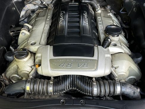 Used 2008 Porsche Cayenne Turbo image 25