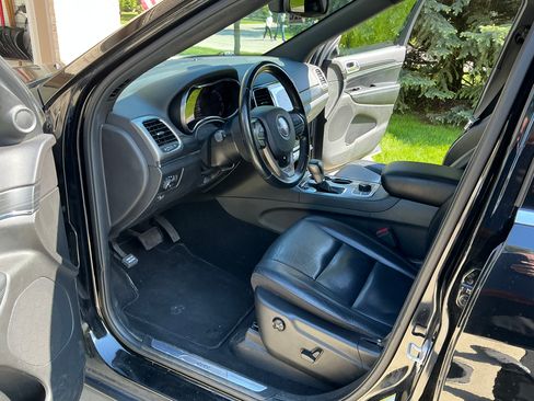 Used 2020 Jeep Grand Cherokee Limited AWD/4WD image 8