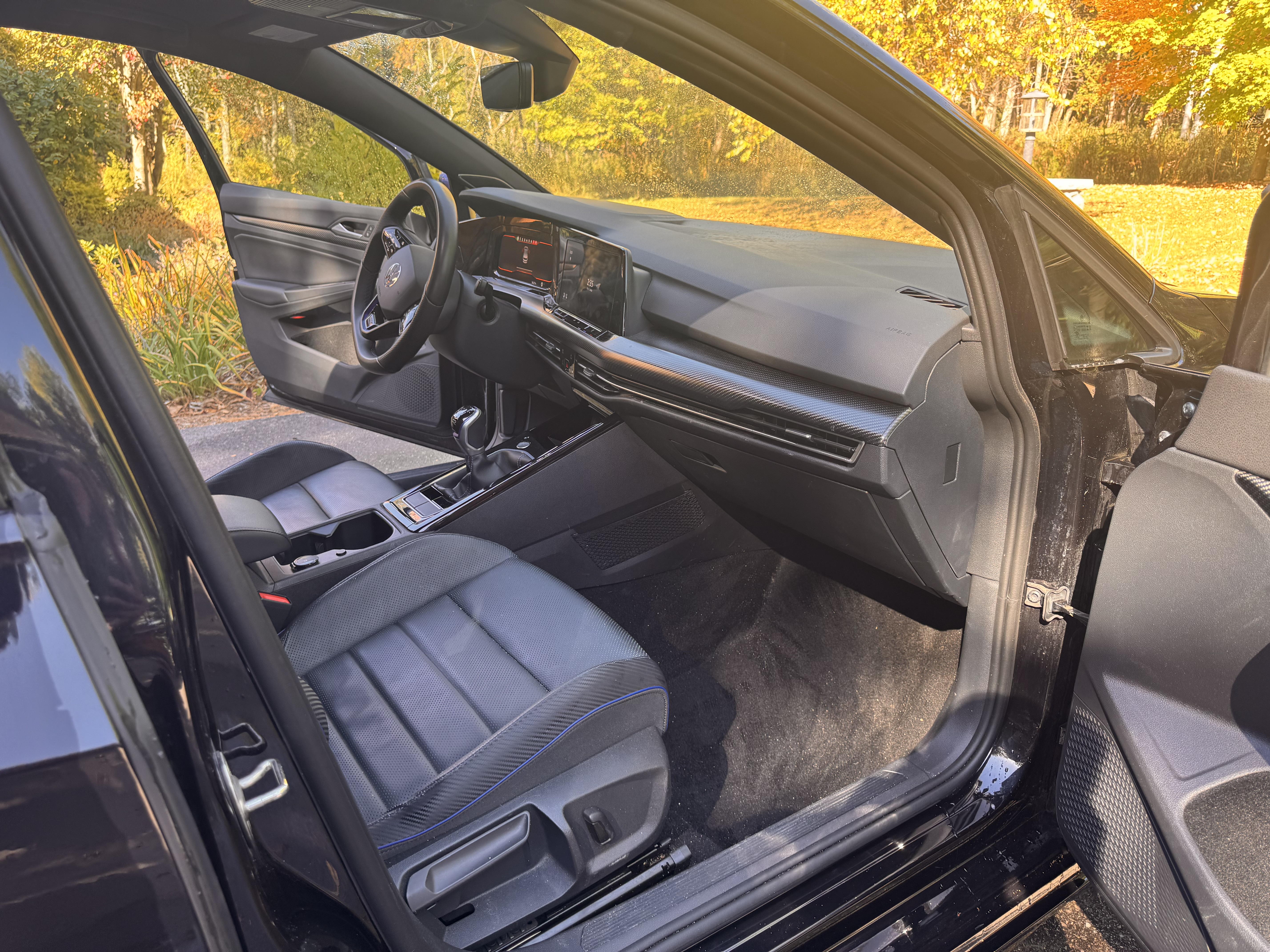 Used 2023 Volkswagen Golf 20th Anniversary Edition AWD/4WD image 12