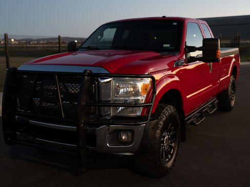 Used 2015 Ford F250 XLT w/ XLT Value Package image 20