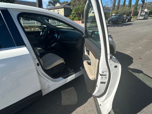 Used 2021 Honda CR-V EX image 15