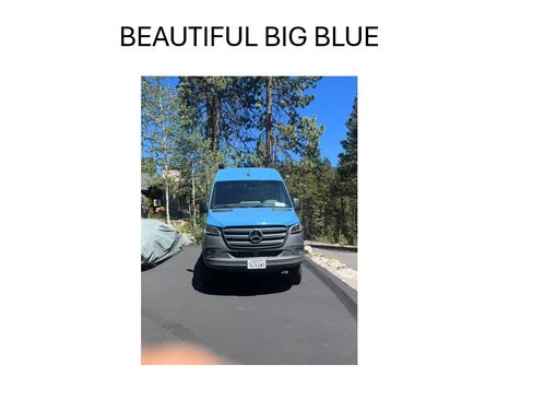 Used 2023 Mercedes-Benz Sprinter 2500 image 4