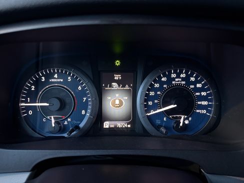 Used 2016 Toyota Sienna XLE Premium image 15