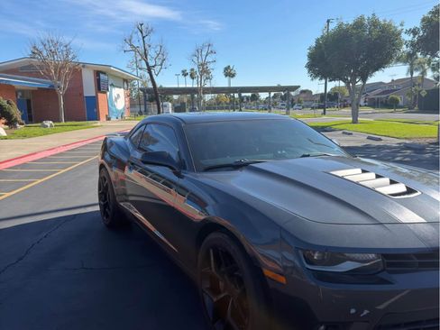 Used 2015 Chevrolet Camaro SS w/ Black Rally Stripe Package RWD image 7