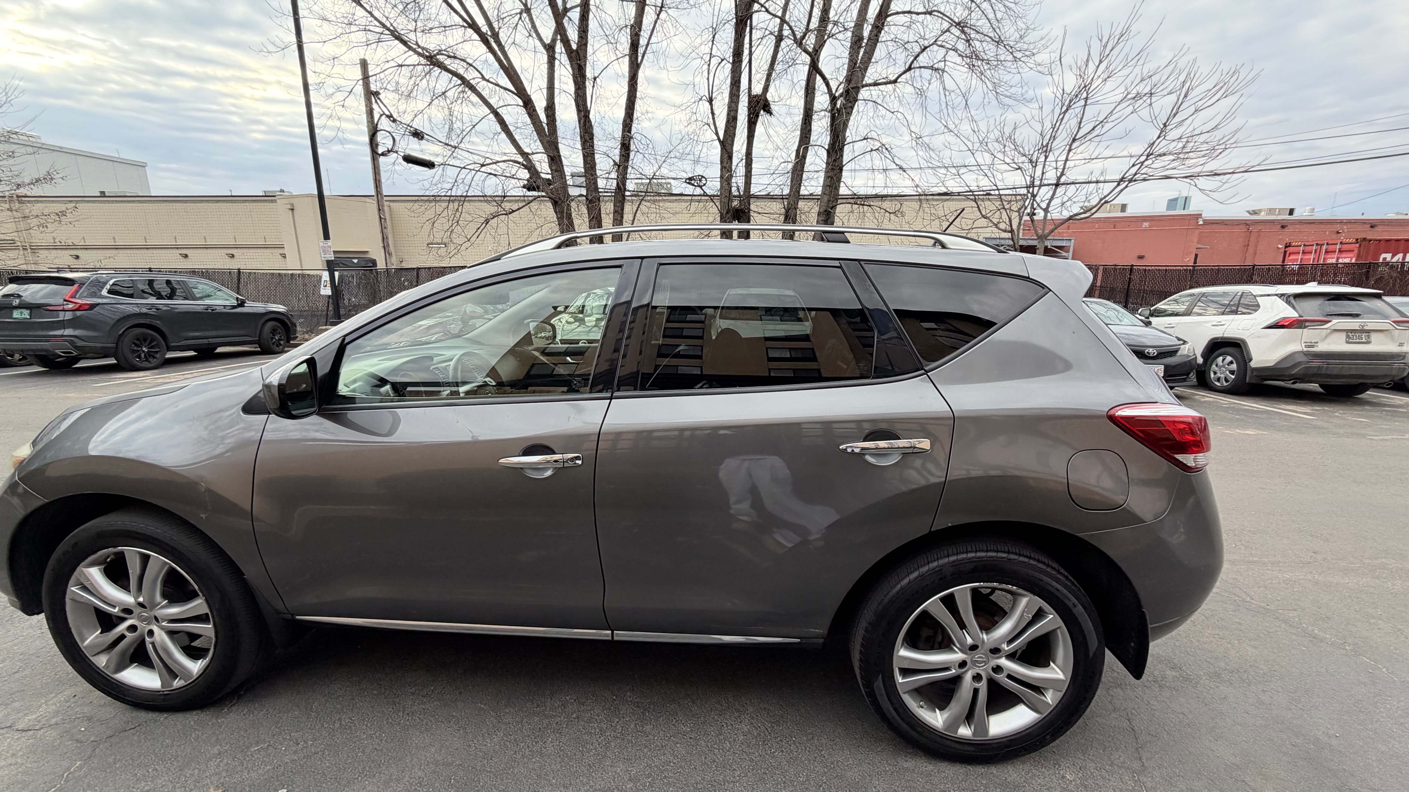 Used 2014 Nissan Murano LE AWD/4WD image 12