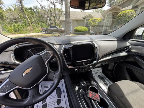 Used 2019 Chevrolet Traverse LT w/ LPO, Floor Liner Package AWD/4WD image 6