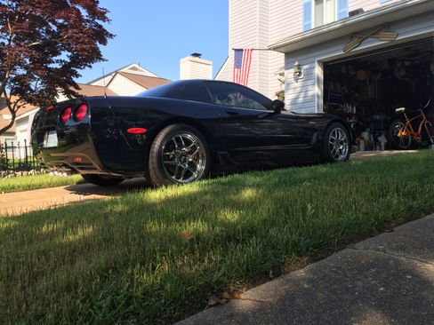 Used 2003 Chevrolet Corvette Z06 w/ Memory Package, 3 Drivers image 14