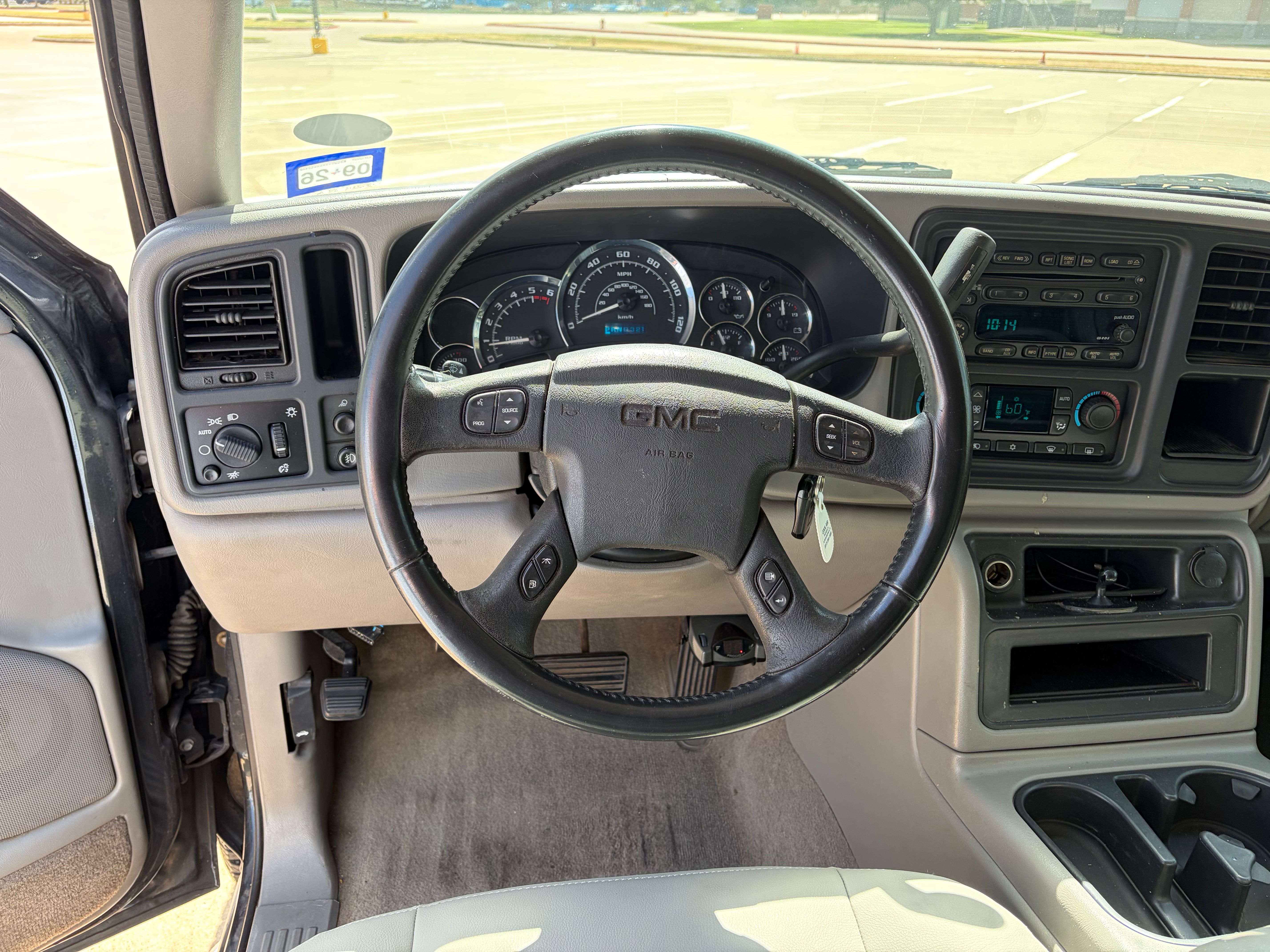Used 2004 GMC Sierra 2500 SLT RWD image 9