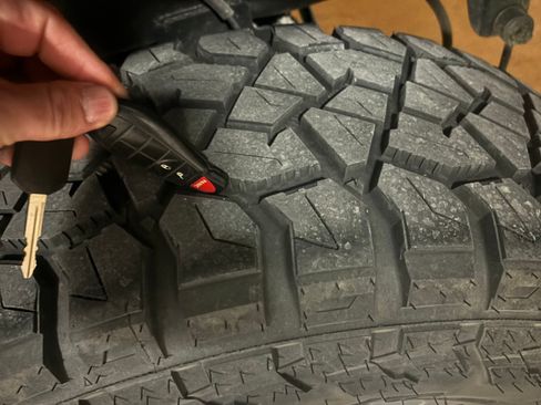 Used 2018 RAM 2500 Laramie w/ Cold Weather Group image 10