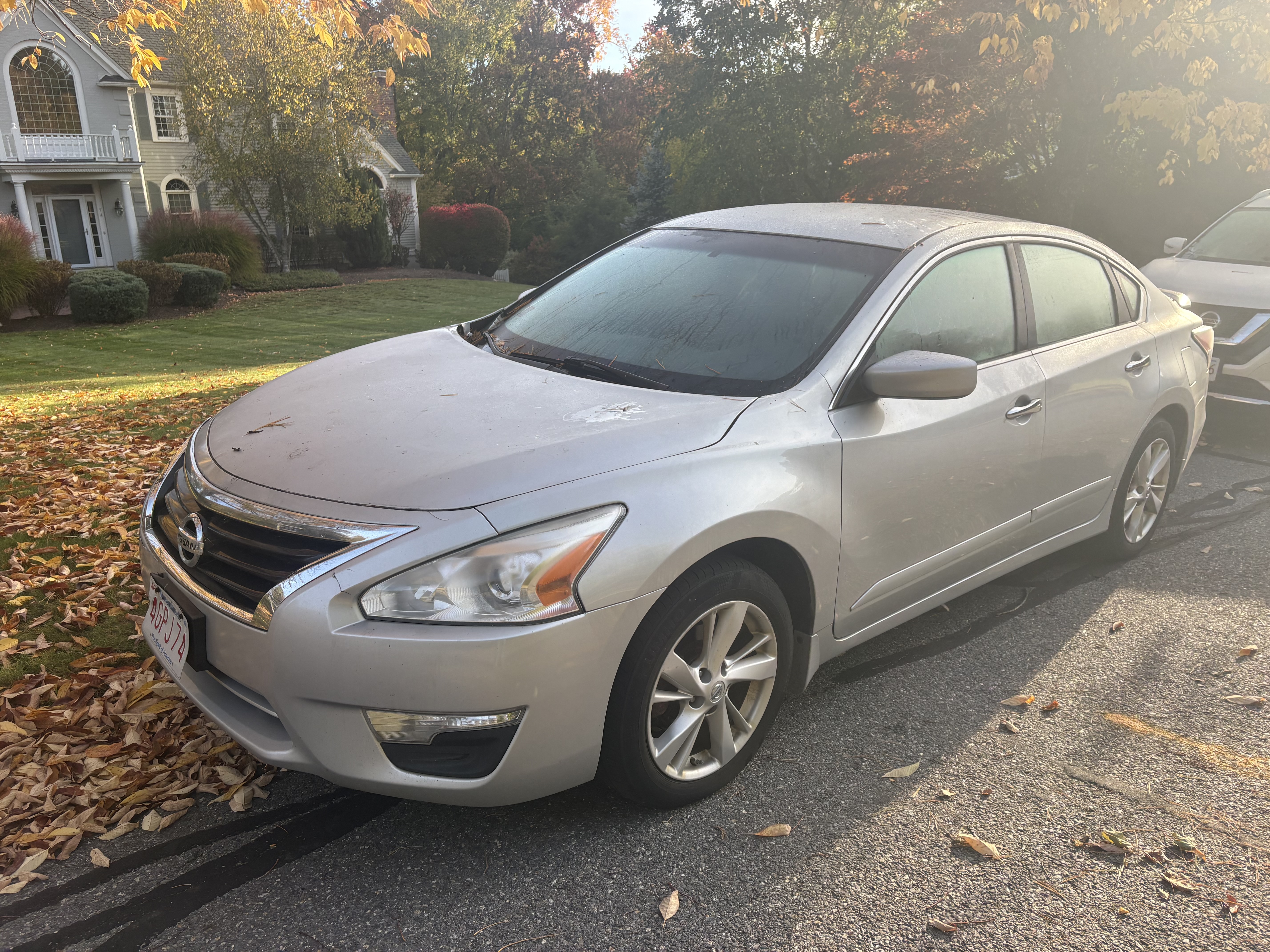 Used 2014 Nissan Altima 2.5 SV FWD image 2