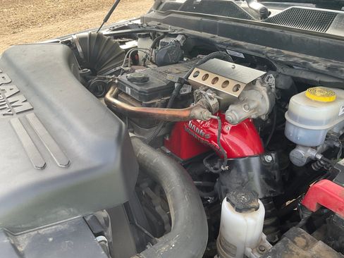 Used 2020 RAM 3500 Tradesman image 14