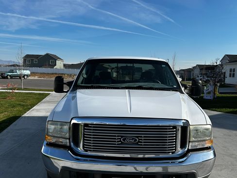 Used 2003 Ford F250 XLT image 4